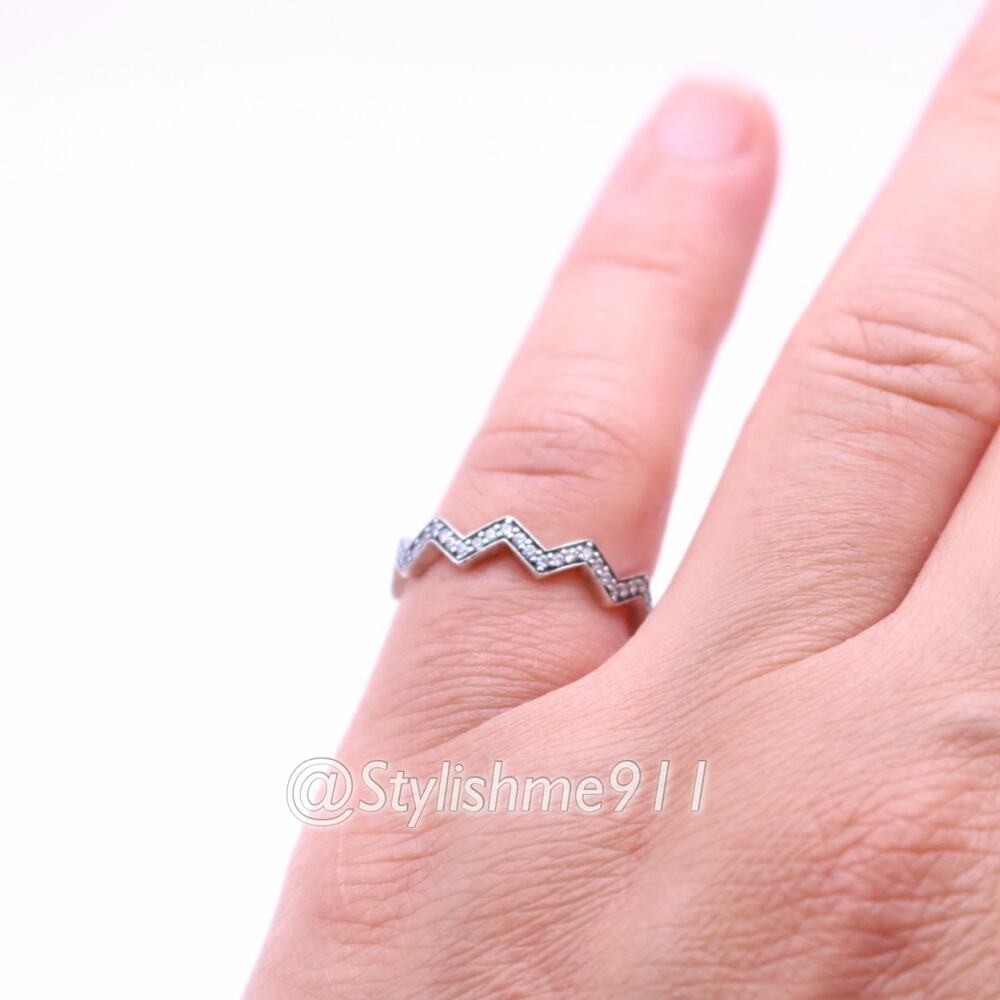 Authentic Pandora Shimmering Zigzag Ring - Picture 9 of 10